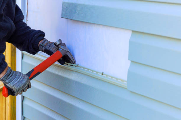 Reliable Wood Siding contractor in Sumner, IL by Creative Siding
